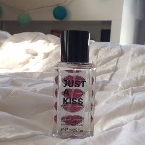 Victoria’s Secret body spray